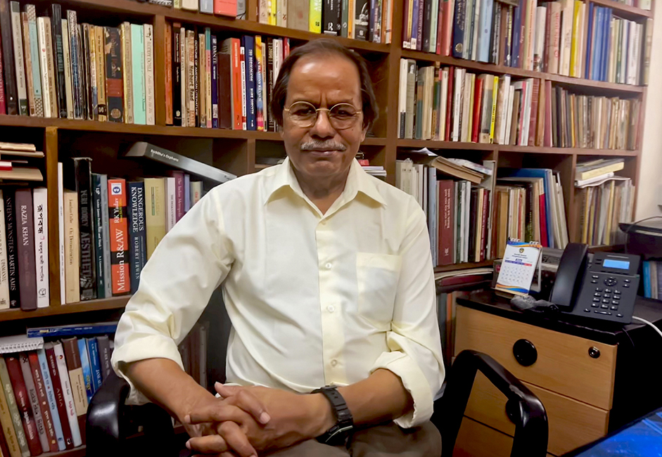 সৈয়দ মনজুরুল ইসলামের গল্প  প্রচলের বাইরে